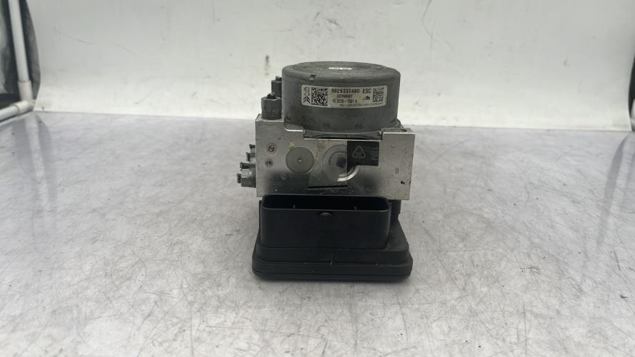 Bloc ABS (freins anti-blocage) PEUGEOT 2008 1 PHASE 2 Essence