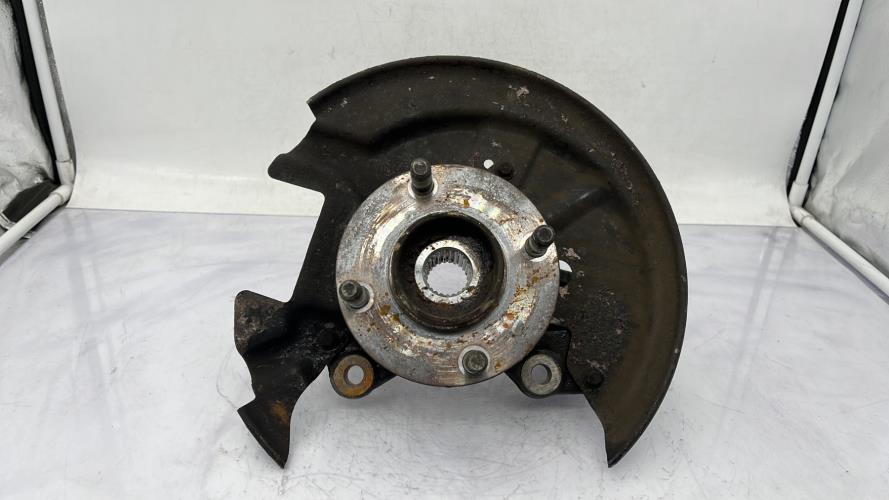 Fusee avant droit FORD FIESTA 6 PHASE 2 Diesel