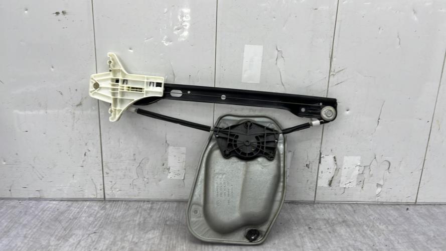 Leve vitre electrique arriere gauche VOLKSWAGEN GOLF 5 Diesel