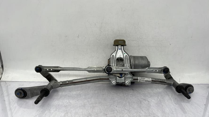 Moteur essuie glace avant PEUGEOT 3008 2 PHASE 2 Diesel