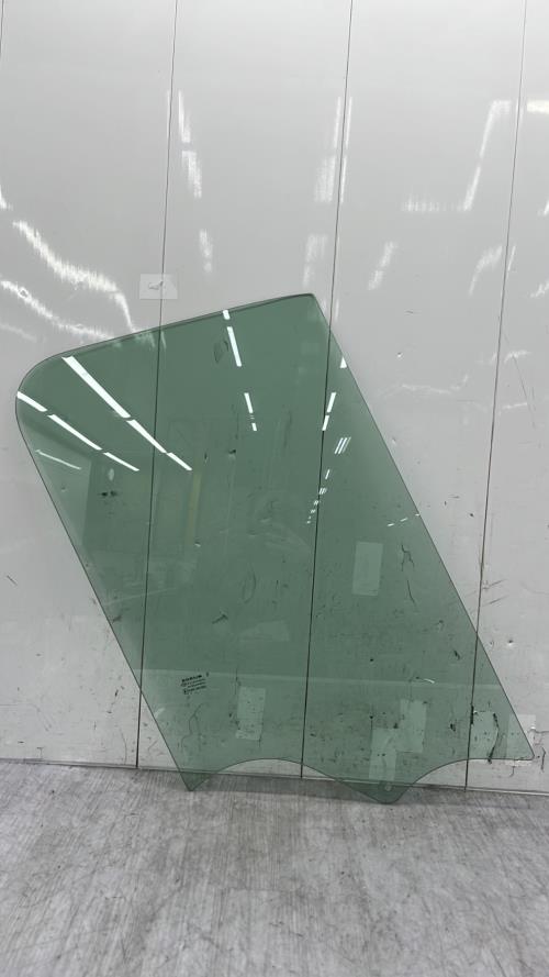 Vitre avant droit RENAULT MASTER 3 PHASE 3