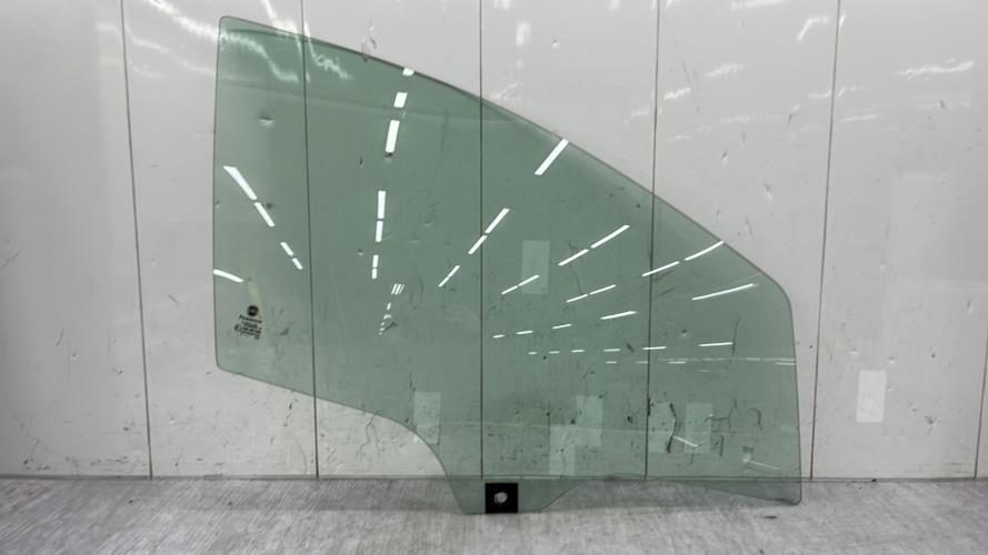 Vitre avant droit FIAT PUNTO EVO 3 Essence