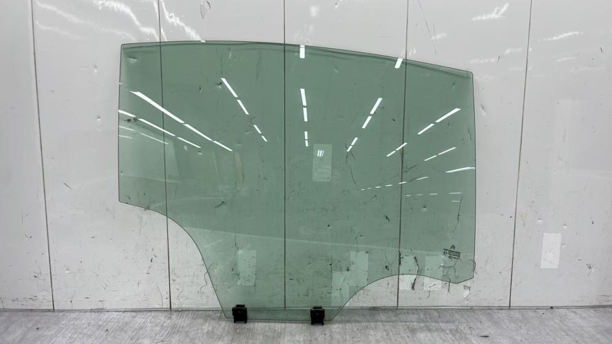 Vitre arriere droit CITROEN C5 2 Diesel