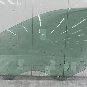 Vitre avant gauche MERCEDES CLASSE C 203 PHASE 1 Diesel