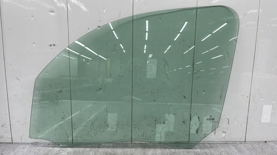 Vitre avant gauche CITROEN C3 PICASSO PHASE 1 Diesel