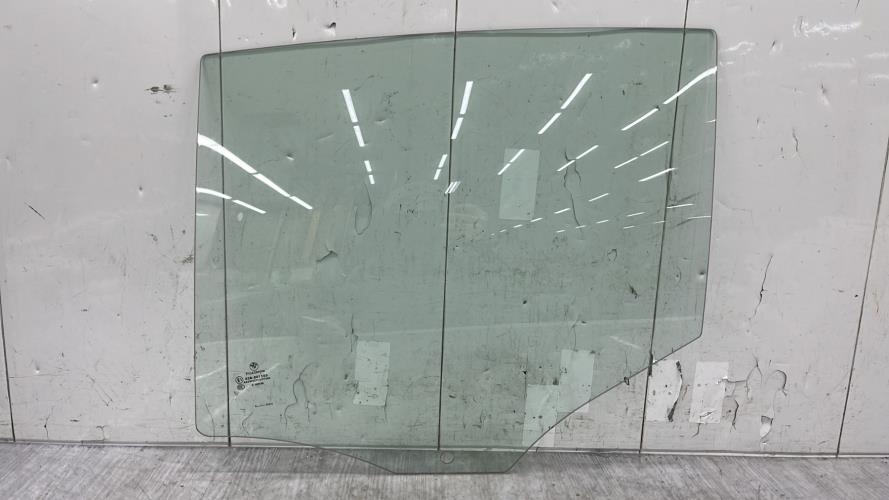 Vitre arriere gauche BMW SERIE 1 E87 PHASE 2 Diesel