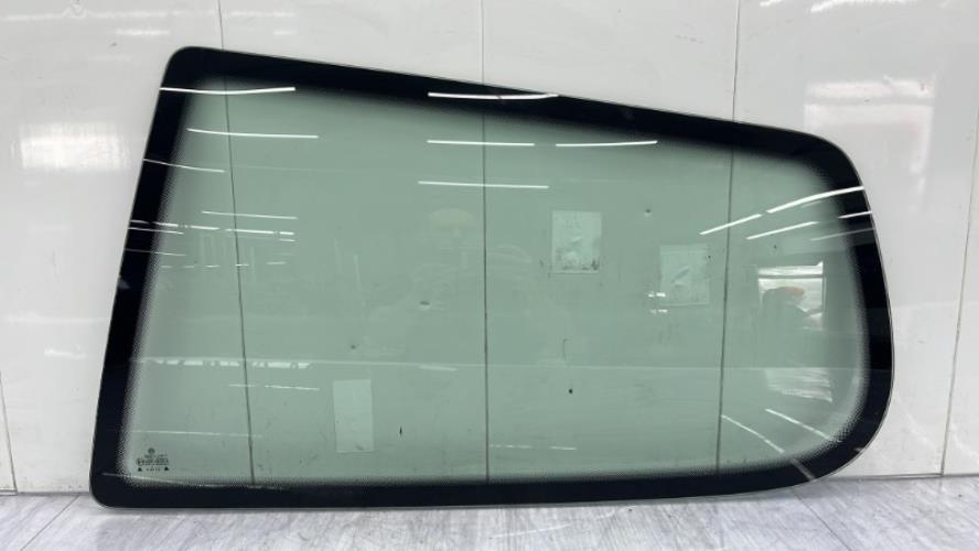 Custode arriere gauche VOLKSWAGEN POLO 1 Essence