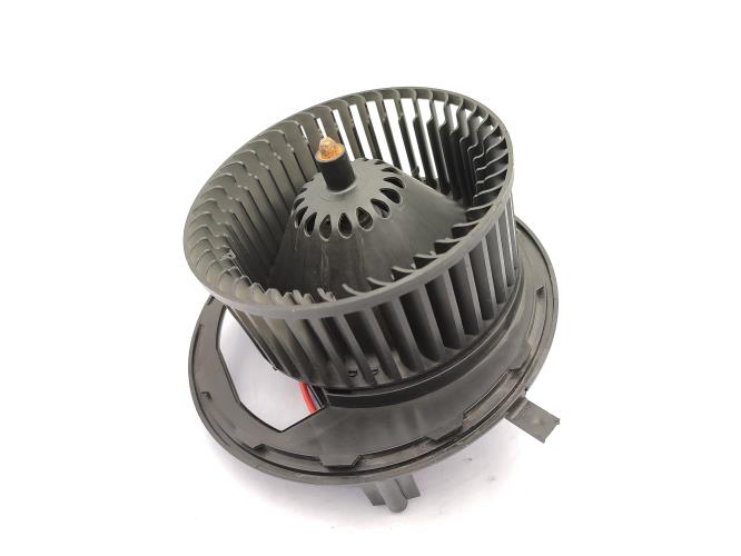 Ventilateur chauffage VOLKSWAGEN TOURAN 3 Diesel