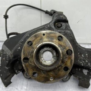 Fusee avant gauche OPEL CORSA D PHASE 2 Essence