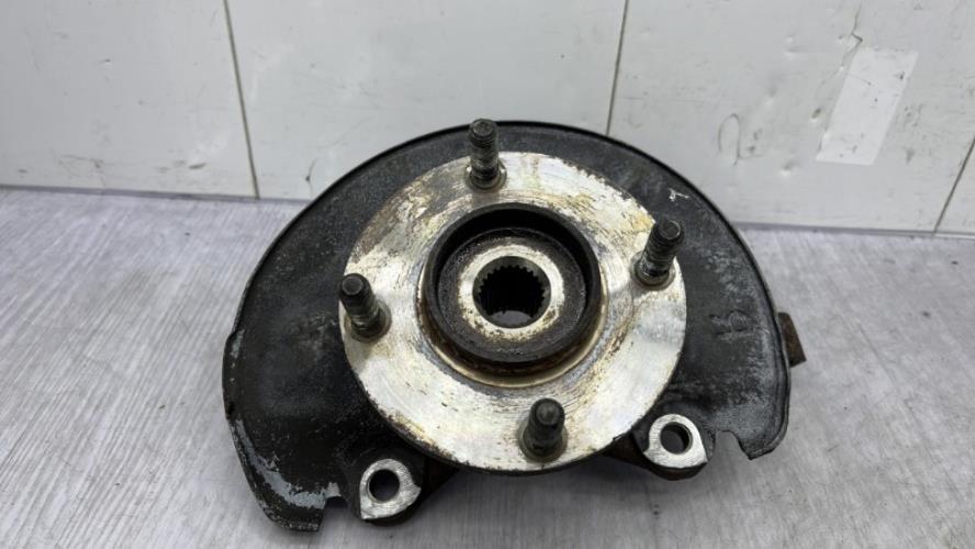 Fusee avant droit SMART FORFOUR 1 Diesel