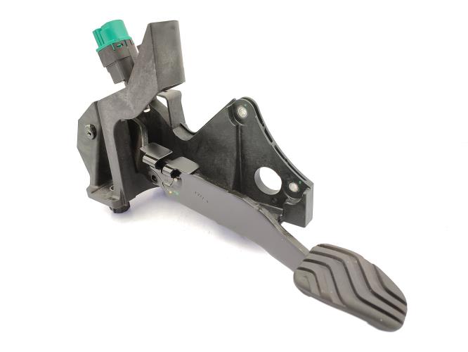 Pedale de frein RENAULT CLIO 5 PHASE 1 Essence