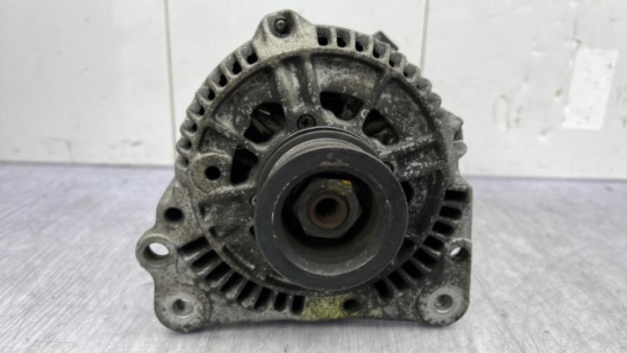 Alternateur VOLKSWAGEN GOLF 3 Essence