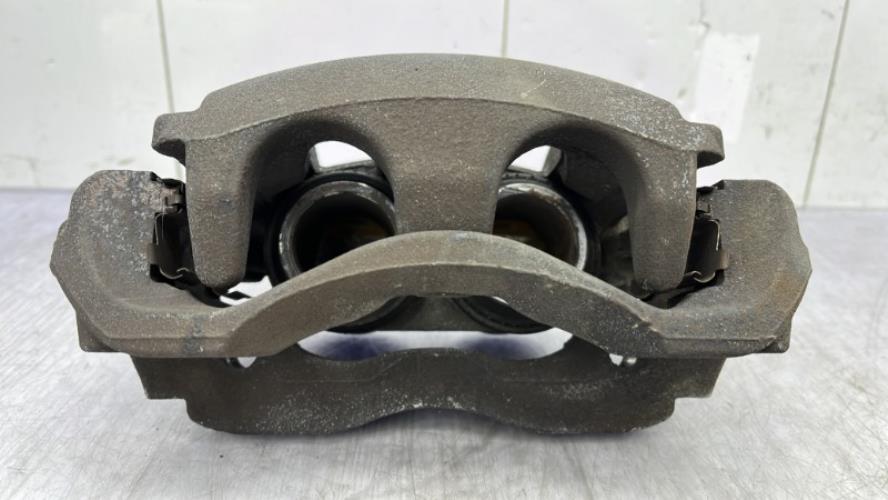 Etrier avant gauche (freinage) MERCEDES SPRINTER 3 Diesel