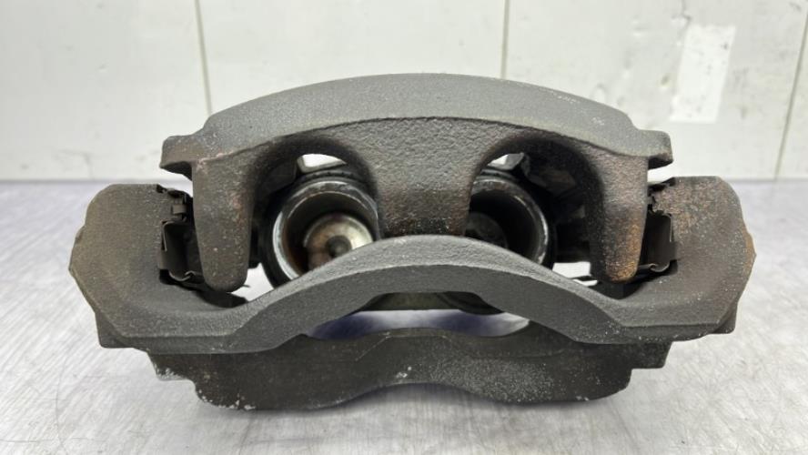 Etrier avant droit (freinage) MERCEDES SPRINTER 3 Diesel