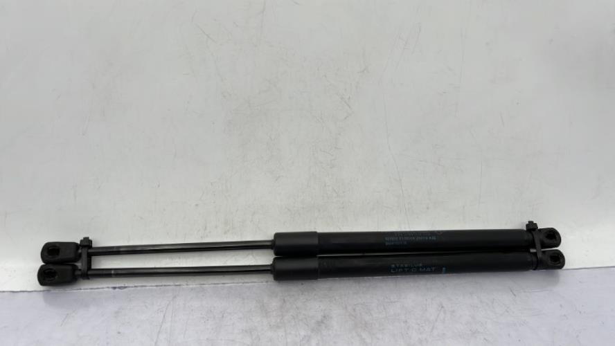 Verin de coffre RENAULT MEGANE 3 PHASE 3 Diesel