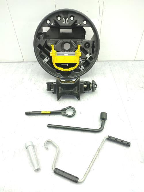 Cric (Ensemble depannage) RENAULT CLIO 2 PHASE 2 Diesel