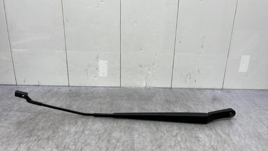 Bras essuie glace avant droit VOLKSWAGEN TOURAN 3 Diesel