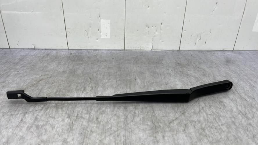Bras essuie glace avant gauche VOLKSWAGEN TOURAN 3 Diesel