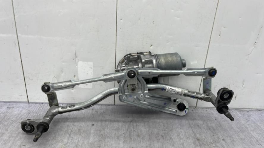 Moteur essuie glace avant VOLKSWAGEN TOURAN 3 Diesel