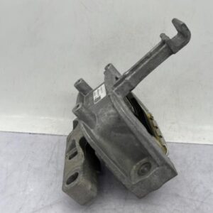 Support moteur droit VOLKSWAGEN TOURAN 3 Diesel