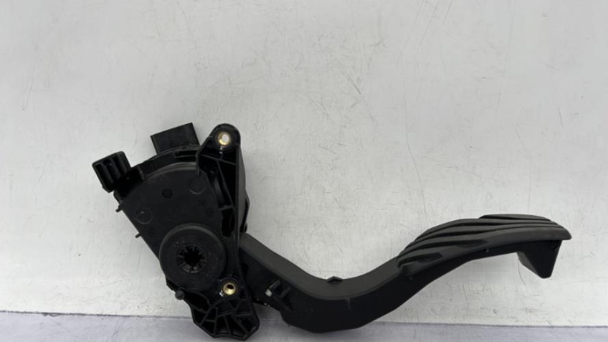 Pedale d'accelerateur RENAULT CLIO 5 PHASE 1 Essence/Hybride