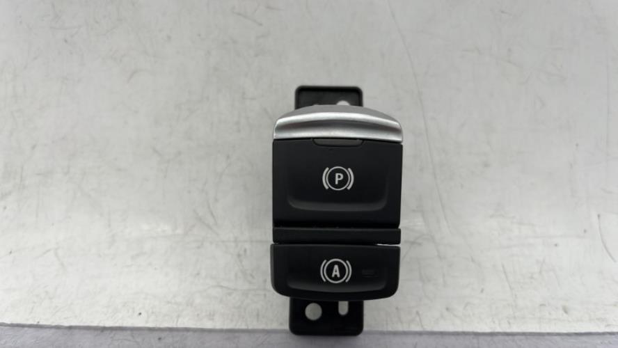 Poignee electrique frein a main RENAULT CLIO 5 PHASE 1 Essence/Hybride