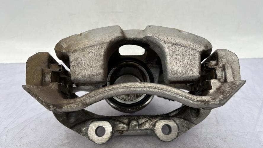 Etrier avant gauche (freinage) PEUGEOT 208 2 PHASE 1 Electricité