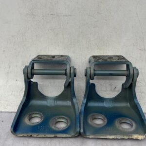 Charniere de porte avant droit DACIA SPRING PHASE 1 Electricité