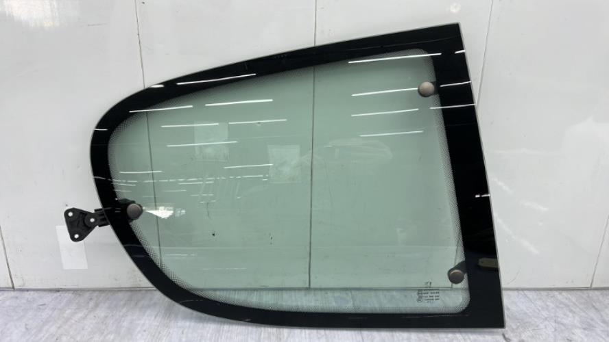 Custode arriere droit PEUGEOT 206+ Essence