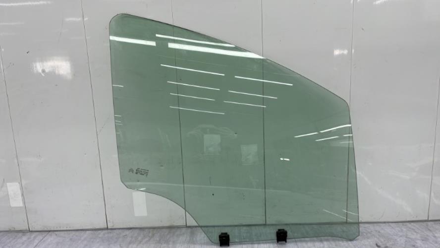 Vitre avant droit CITROEN C3 2 PHASE 2 Diesel