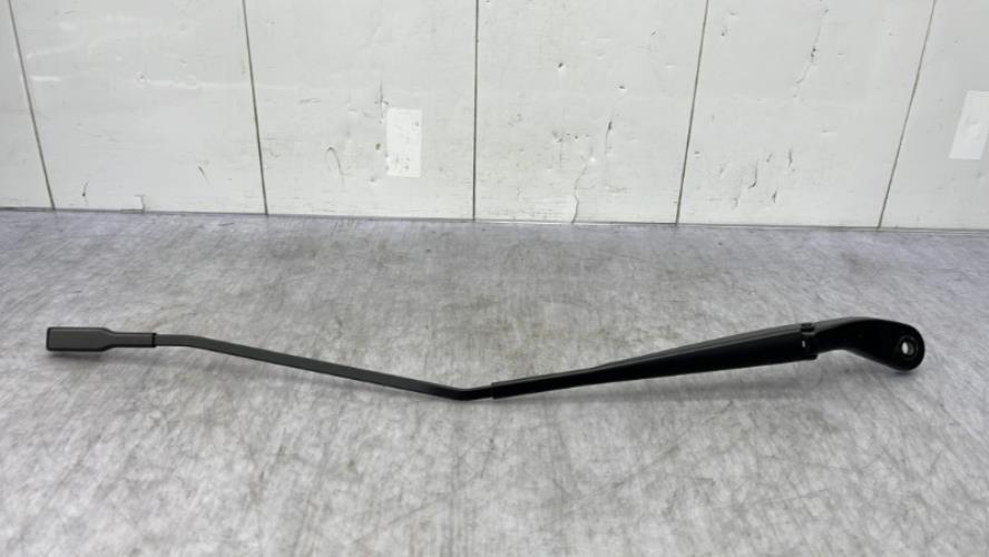 Bras essuie glace avant droit DACIA SANDERO 3 STEPWAY Essence/GPL