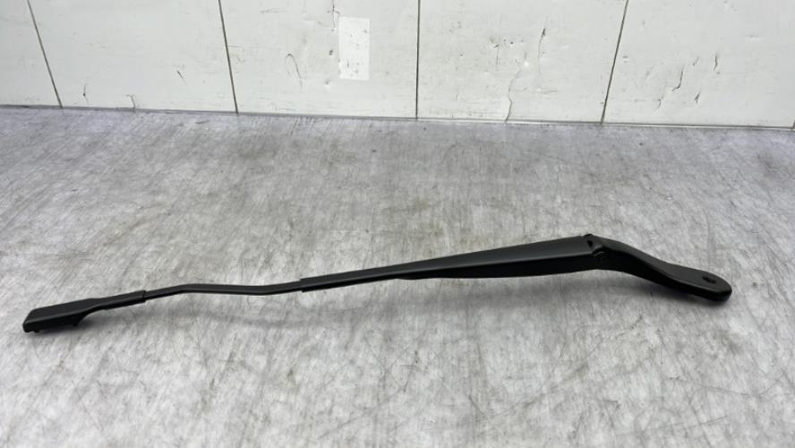 Bras essuie glace avant gauche DACIA SANDERO 3 STEPWAY Essence/GPL