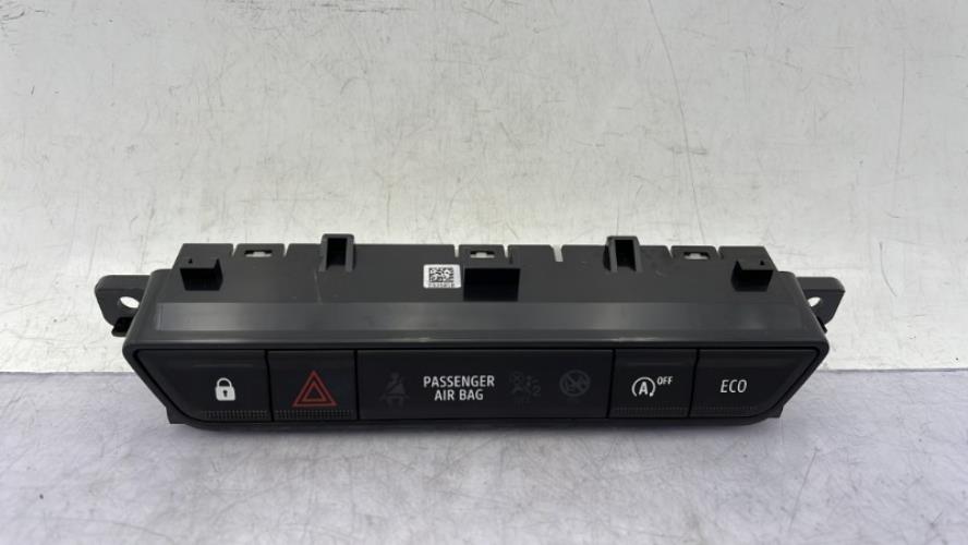 Bouton de warning DACIA SANDERO 3 STEPWAY Essence/GPL