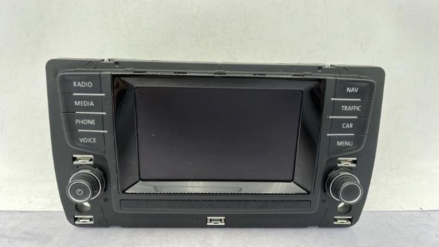 Facade autoradio VOLKSWAGEN GOLF 7 PHASE 1 Essence