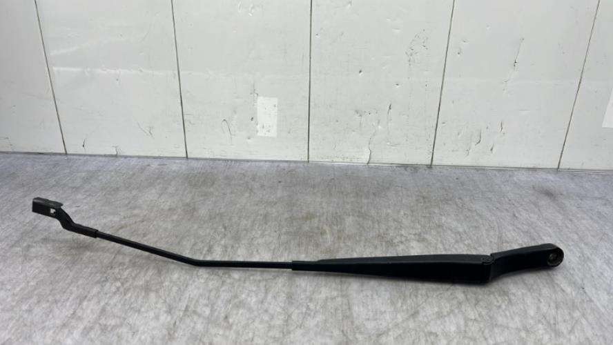 Bras essuie glace avant droit VOLKSWAGEN GOLF 7 PHASE 1 Essence