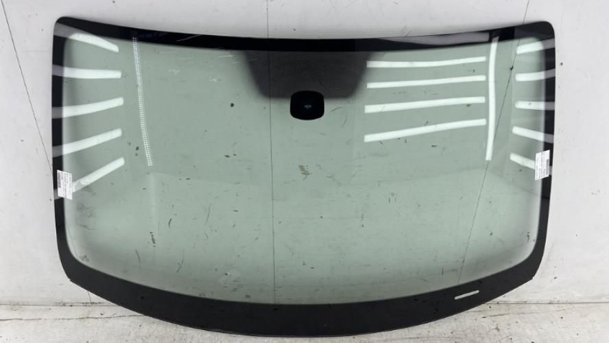 Pare brise VOLKSWAGEN EOS CABRIO PHASE 1 Essence