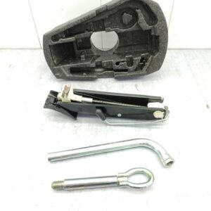 Cric (Ensemble depannage) SEAT IBIZA 4 PHASE 1 COUPE Diesel