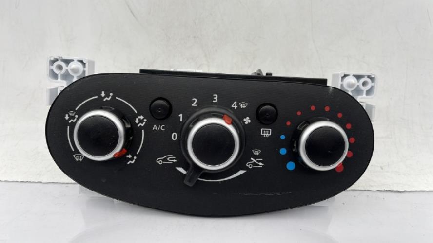 Commande chauffage DACIA SANDERO 2 PHASE 2 Essence