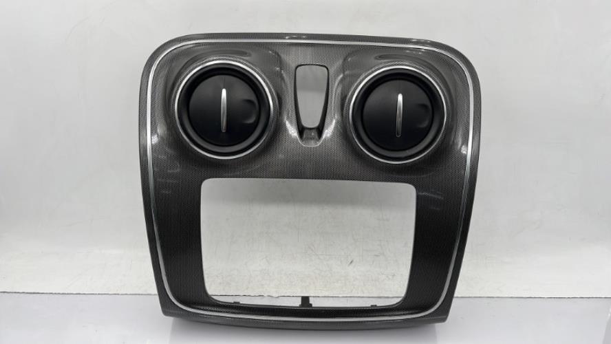 Facade autoradio DACIA SANDERO 2 PHASE 2 Essence