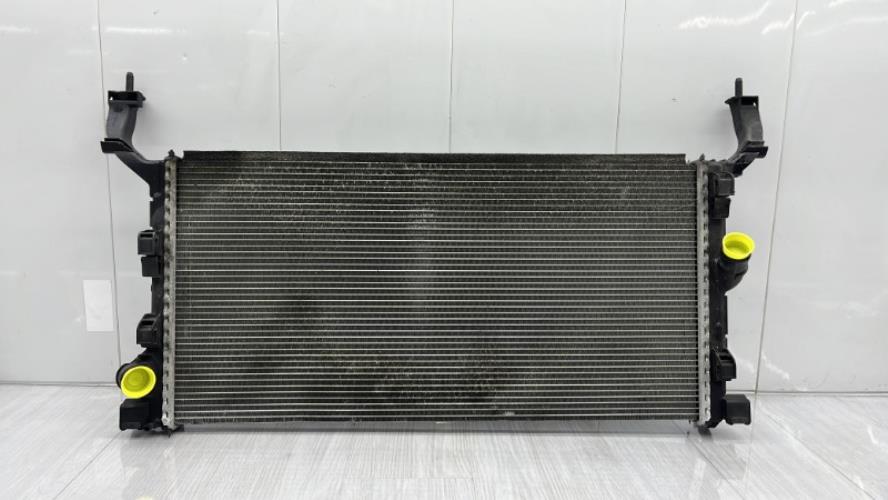 Radiateur eau RENAULT LAGUNA 3 PHASE 1 COUPE Diesel