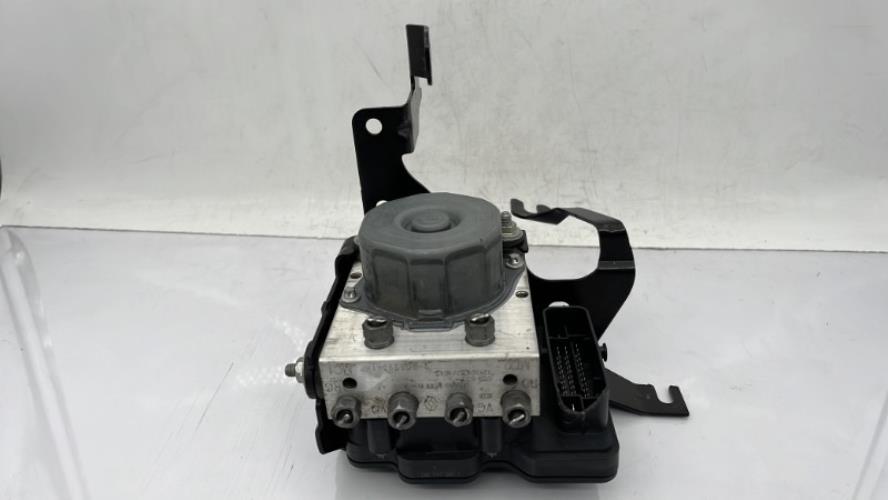 Bloc ABS (freins anti-blocage) RENAULT CLIO 4 PHASE 1 Essence