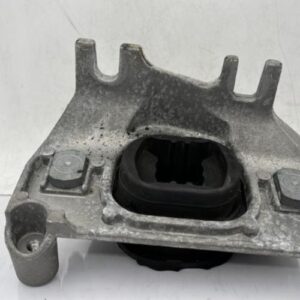 Support moteur gauche RENAULT CAPTUR 1 PHASE 1 Diesel
