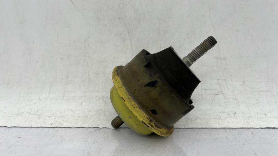 Support moteur droit PEUGEOT 309 PHASE 2 Essence