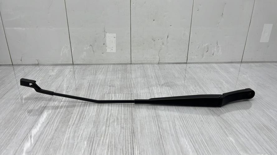 Bras essuie glace avant droit VOLKSWAGEN POLO 5 PHASE 2 Diesel