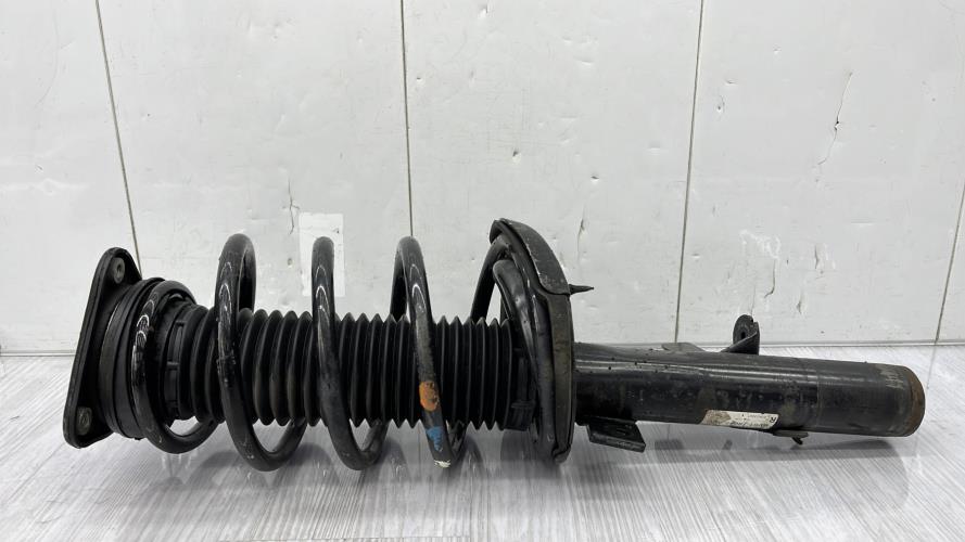 Amortisseur avant droit FORD FOCUS 3 PHASE 1 Diesel