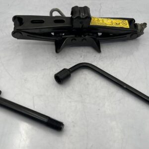 Cric (Ensemble depannage) RENAULT TWINGO 2 PHASE 1
