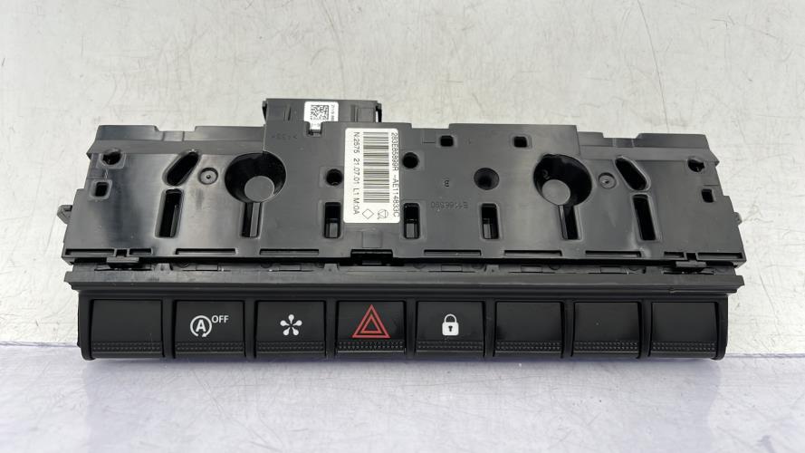 Bouton de warning RENAULT CLIO 5 PHASE 1 Diesel/Hybride