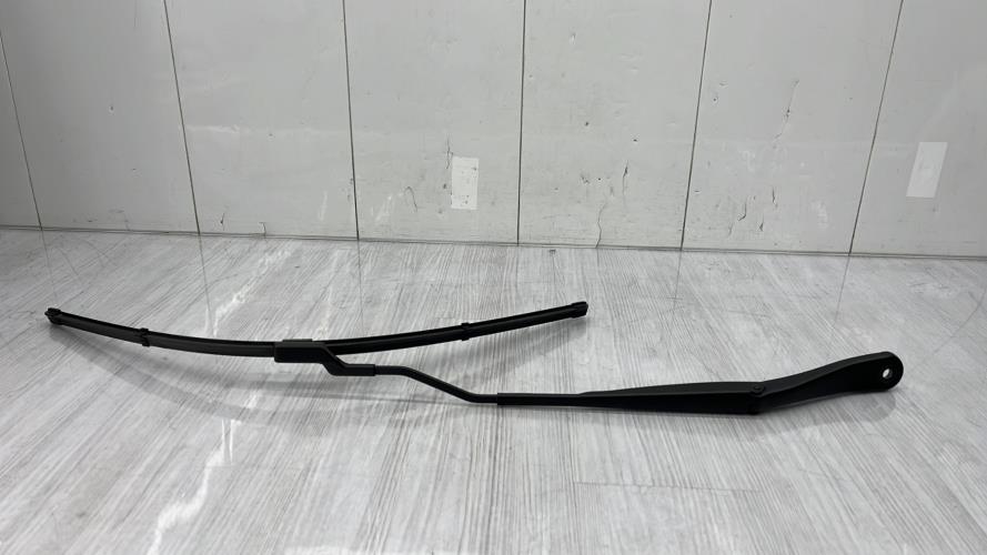 Bras essuie glace avant gauche RENAULT CLIO 5 PHASE 1 Diesel/Hybride