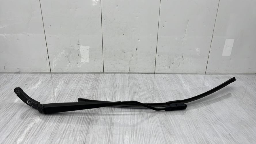 Bras essuie glace avant gauche RENAULT CLIO 4 PHASE 1 Diesel