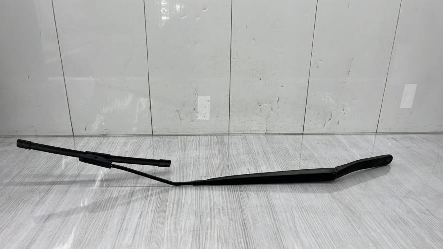 Bras essuie glace avant droit RENAULT CLIO 4 PHASE 1 Diesel